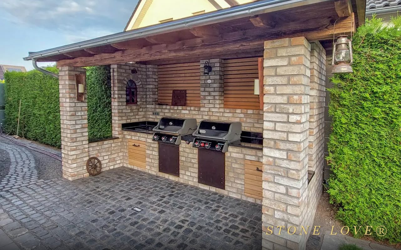 Custom Outdoor Kitchen
